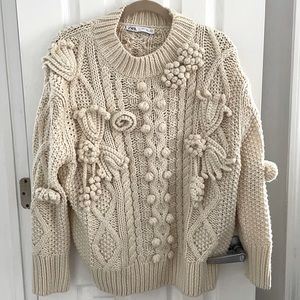 Zara. size S, knit sweater, Beige
